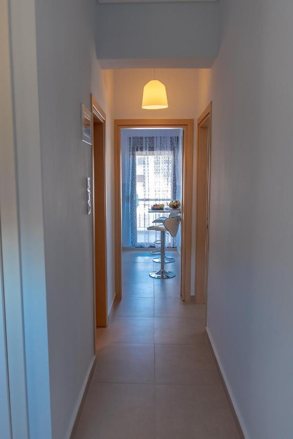 Dimi Seafront Apartment By Rentals Pro Services - Nea Moudania Exterior foto