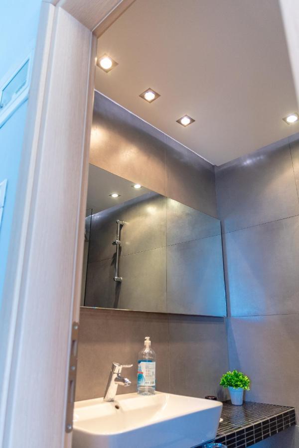 Dimi Seafront Apartment By Rentals Pro Services - Nea Moudania Exterior foto